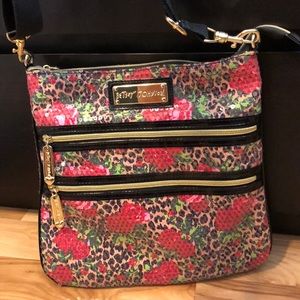 Betsy Johnson cross body purse